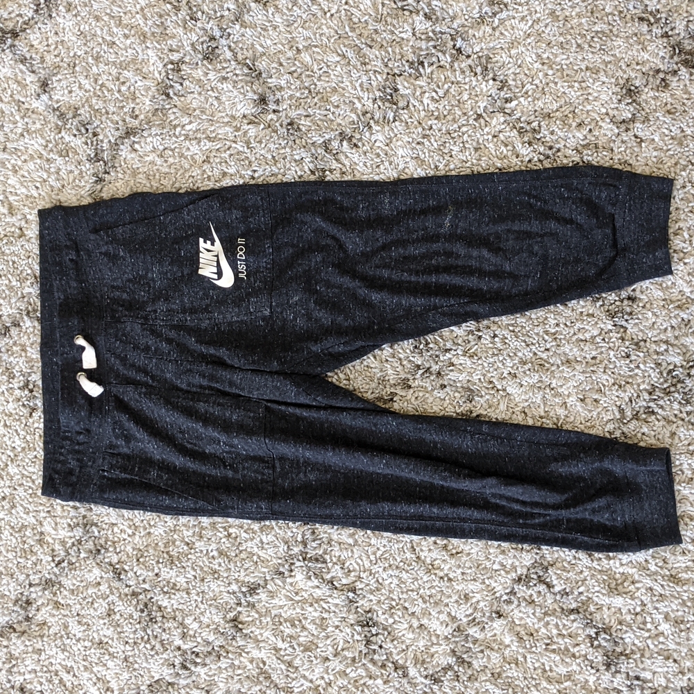 Nike joggers